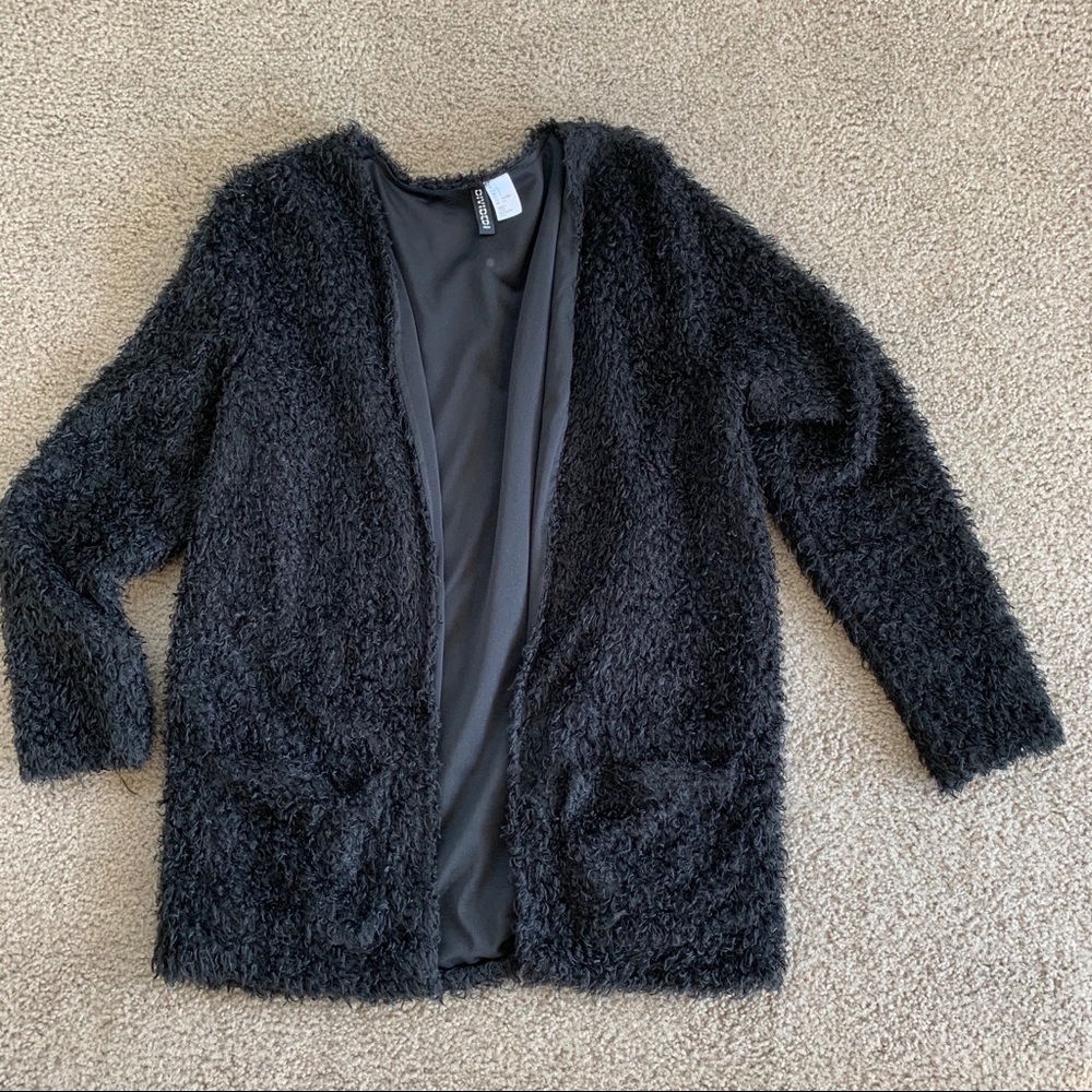 HM cardigan back size Small